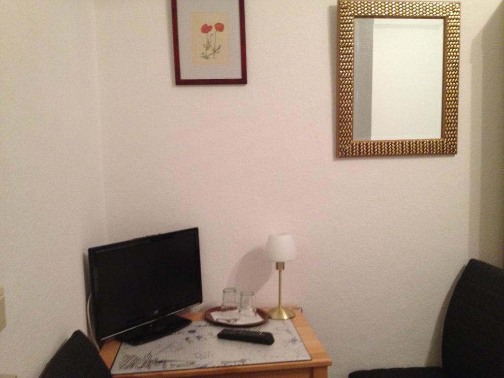 ברלין Hotel-Pension Dorma מראה חיצוני תמונה